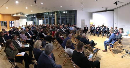 Podiumsdiskussion auf der JobNETZWERK Zukunftskonferenze 2017 in Mannheim